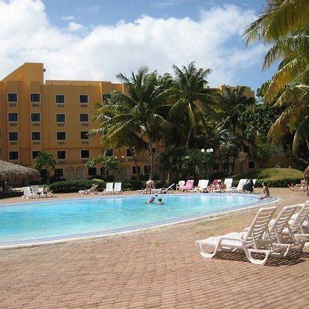 Отель Portofino Complex Playa El Agua Экстерьер фото