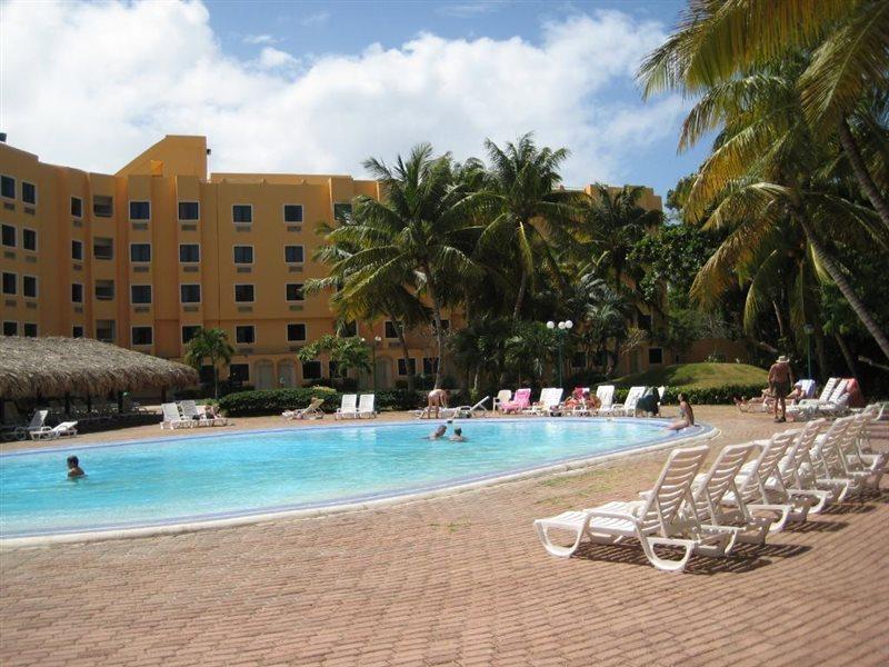 Отель Portofino Complex Playa El Agua Экстерьер фото