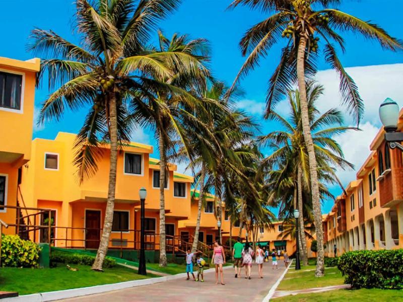 Отель Portofino Complex Playa El Agua Экстерьер фото
